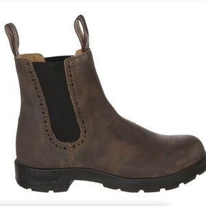 Blundstone High Top Boots in Rustic Brown